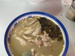 -明呈黄鱼面馆(斜土路店)