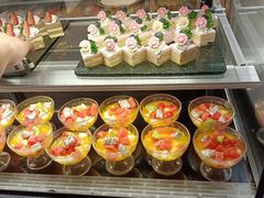 -享遇.锅姥姥牛排海鲜自助(小寨店)