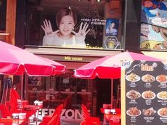 -BHC炸鸡(明洞总店)