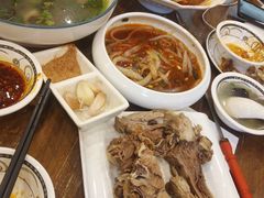 -清真·玛丽亚新疆菜主题餐厅(浙江中路店)