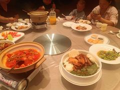 -艳阳天·非遗楚菜(武汉客厅店)