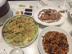 -小桃红·东北菜·春饼烤鸭(南阳湖街店)