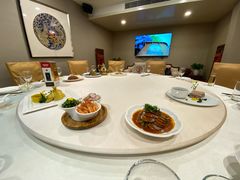 -黄浦江游览十六铺3号码头网红自助餐