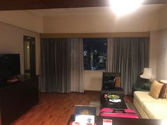 -曼谷湄南河畔华美达广场酒店