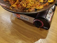 -WOW LUCKY创意韩料(龙阳广场店)