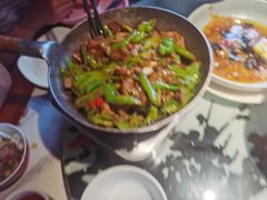 -湘西小馆(滨河路店)