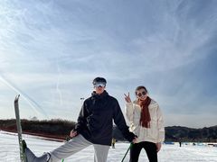 -荣盛康旅野三坡滑雪场