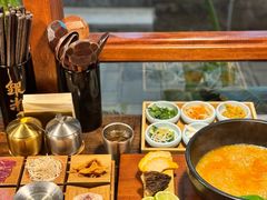 -银米·云南传统过桥米线(双廊黑金冠店)