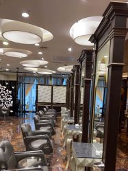 点击看大图 -八佰伴8008星级形象店