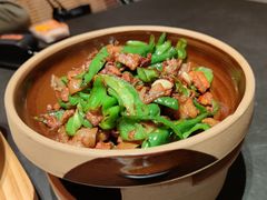辣椒炒肉-鸽子侯·家宴·平价海鲜(市图书馆店)