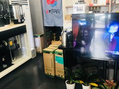 -老谭虾王蟹皇·龙虾·烧烤(蝴蝶湾店)