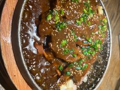 -蜜桃餐厅·伴山(湖滨商业街店)