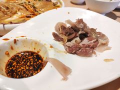 蒜泥护心肉-关东小磨东北菜(上海长风大悦城店)
