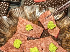 -铭牛烧肉·和牛海鲜自助(高新月牙湖店)