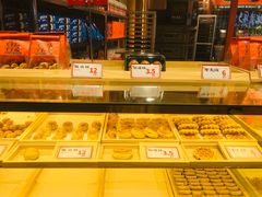 面包甜点陈列柜-喜計局·饼行(万象汇店)