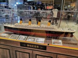 -乐高授权专卖店(鲁能城购物中心店)