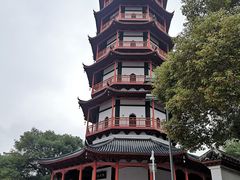 -绳金塔