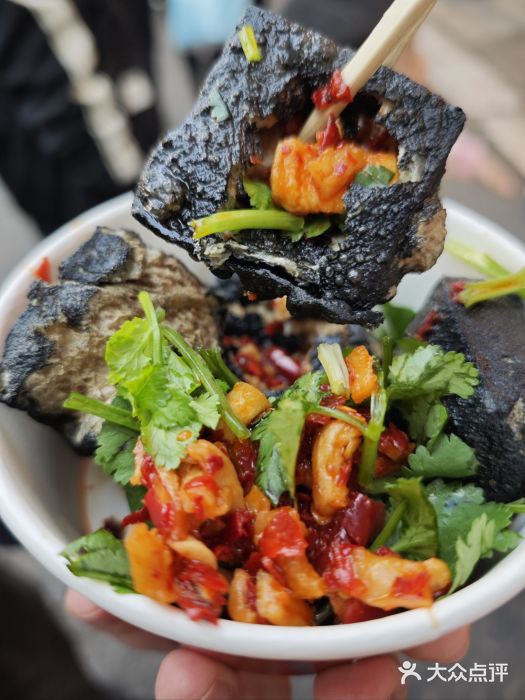 黑色经典臭豆腐·湖南特产(步行街店)图片