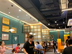 -胡须佬鸡煲四季火锅店(石厦西村直营店)