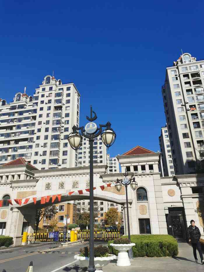 410人赞笑靥如花儿2019年10月26日打分普兰店海湾新城是2014交付的一