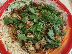 -灵芝妹子海鲜米线(劳动公园店)