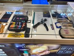 -爱革·洗衣改衣·洗鞋修鞋·洗包修包·奢侈品护理(宝地广场店)