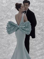 -至臻微拉婚纱摄影