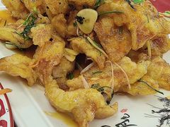 -闯关东东北农家菜(崂山石老人店)