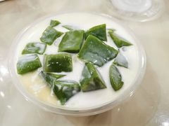 翡翠凉粉加蜂蜜-周大娘牛乳(旧寨古村总店)
