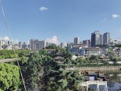 -包整·丝娃娃(甲秀楼景观店)
