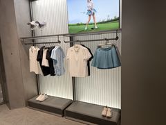 -迪桑特DESCENTE(青岛山东路万象城店)