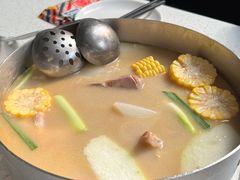 -肥仔文澳门猪骨煲(南京西路店)