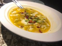 金汤酸菜鲈鱼-绿茶餐厅(汇悦大融城店)