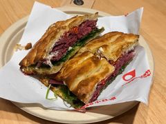 -OUR Bakery(中海环宇荟店)