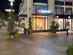 -比斯特上海购物村精品奥特莱斯