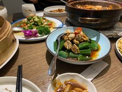 捞汁秋葵扇贝-隆喜元鱼汤包·海鲜(中联广场店)