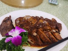 -鹏城人家海鲜酒家·23年老字号(较场尾店)