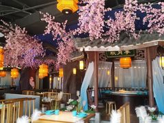 -荷塘秋月·本帮江浙菜(国权路店)