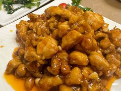 -金牌餐厅·天津菜·八珍豆腐·老爆三(瓷房子店)