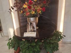 -御花园·粤菜·海鲜火锅(中山公园店)