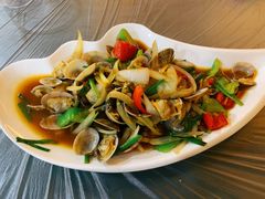 -覃记海鲜美食餐厅