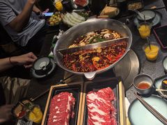 -湊湊火锅·茶憩(新中关购物中心店)
