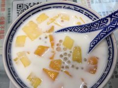 芒果椰汁西米露-恒信牛奶甜品(南京总店)