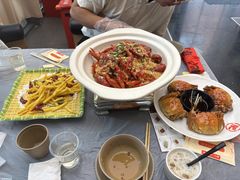 -肥肥虾庄·金牌油焖大虾(东湖欢乐谷店)