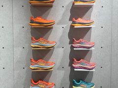 -HOKA(北京蓝色港湾店)