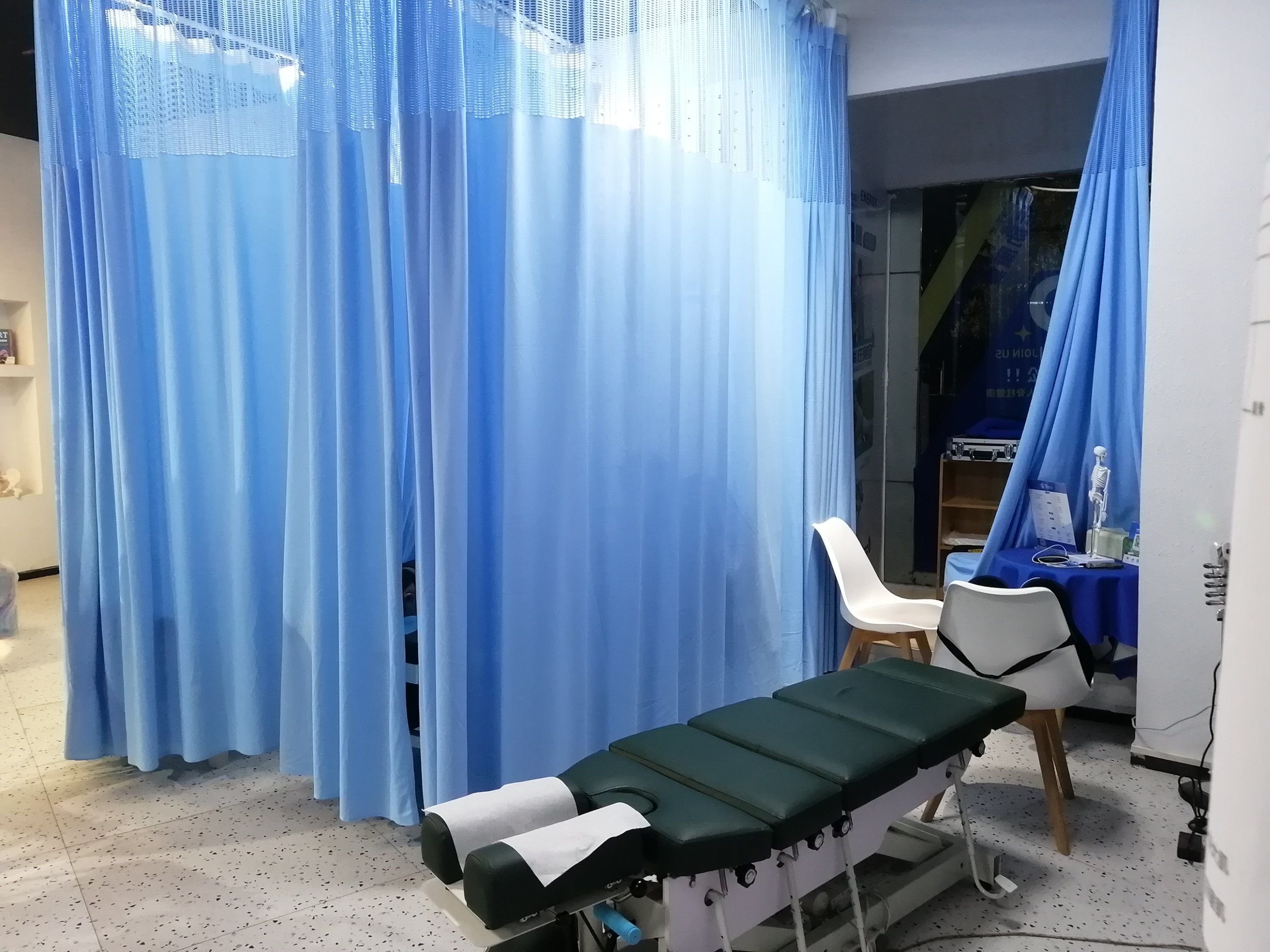 打开新世界的理疗床