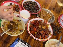 -冶建镜子·老南昌大排档·江西虾王(总店)