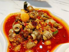 -凤凰路何眼镜香辣蟹(花果园店)