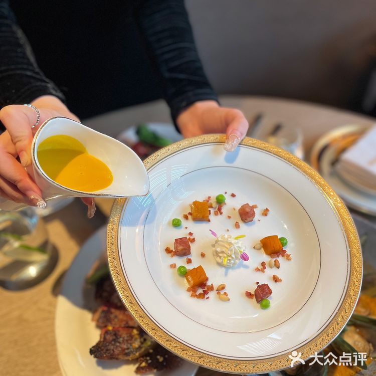 黑珍珠2022|浪漫又精致牛排家🥩黑金餐厅🍴