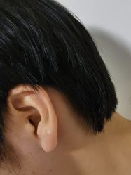 -罗亚帝造型·烫发染发